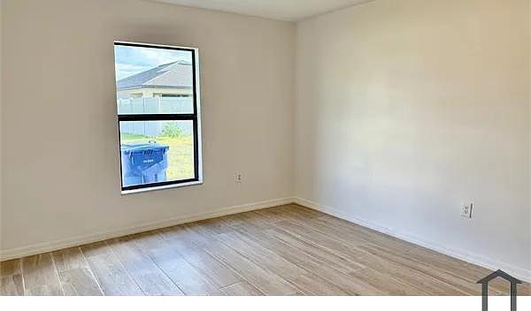 837 Chatham Walk Dr — Photo 5