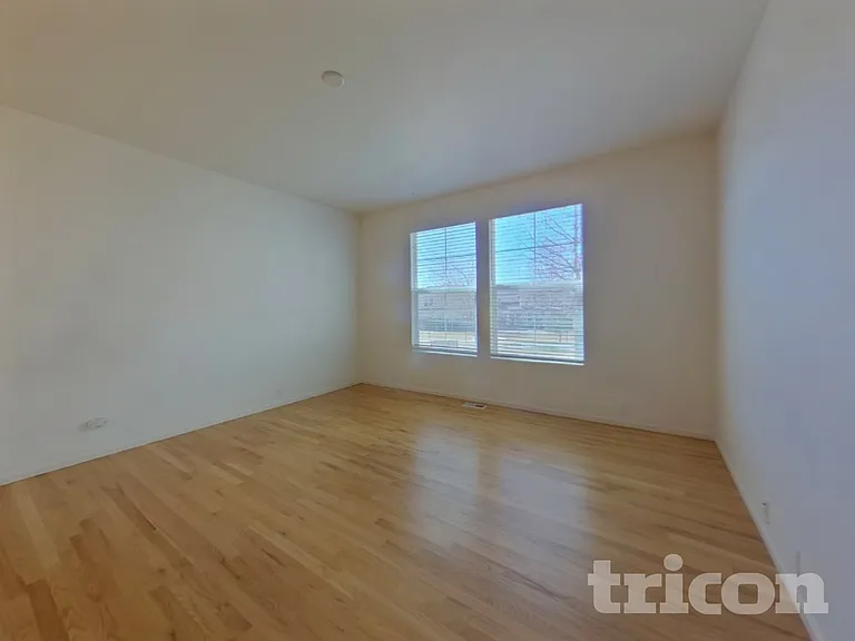 6245 Sierra Grande Point — Photo 3