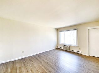 37 Ferris Ave #8, Norwalk, CT 06854