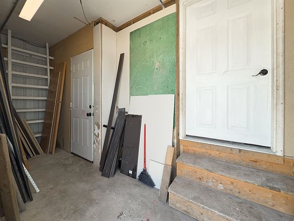 4th image of 8011 51st St NW