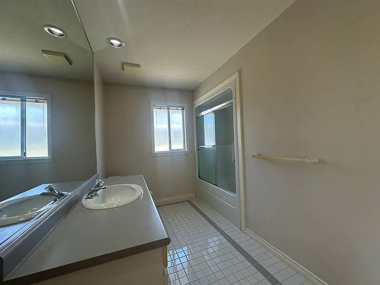 4331 Pendlebury Rd — Photo 27