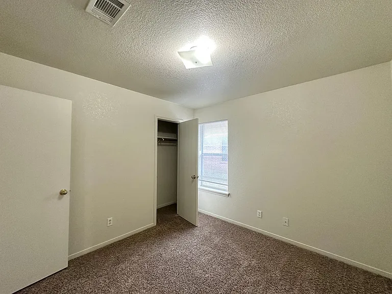 1712 Aztec Trce — Photo 15