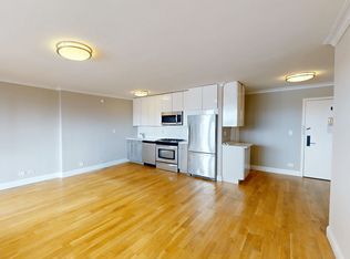 310 Greenwich St APT 25H, New York, NY 10013