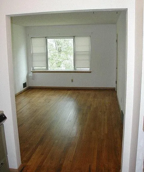 2112 36th St #4 — Photo 5