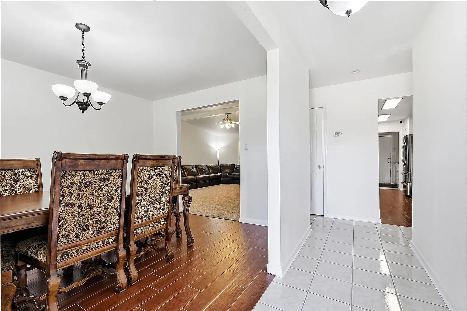 3 bed, 1642 sqft, $2,500 — Photo 3
