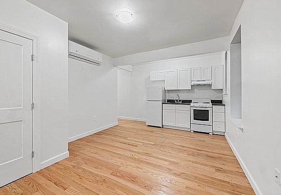 5th image of 39-21 57th St #B3