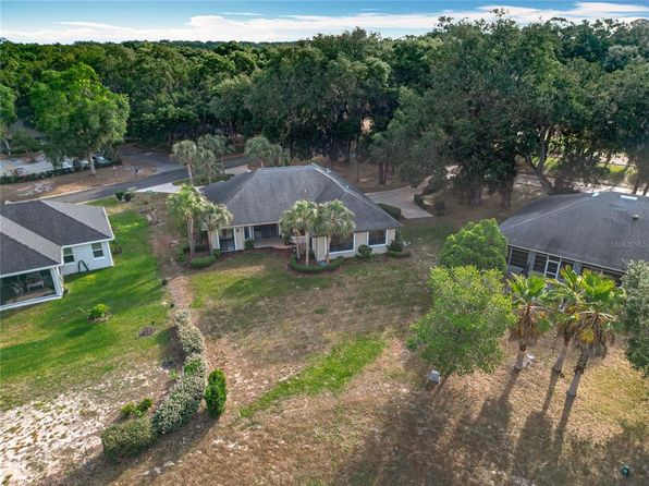 502 Canopy Ln, Lady Lake, FL 32159