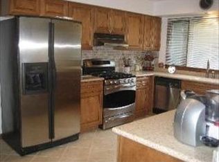 3N045 Lakeview Ct, West Chicago, IL 60185