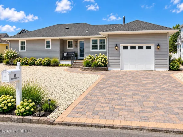 46 Longpoint Dr, Brick, NJ 08723