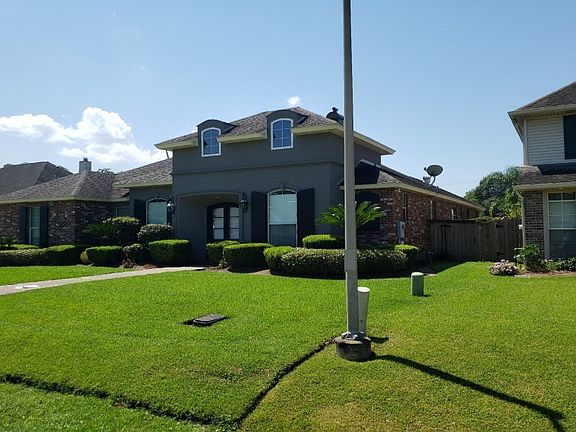 2nd image of 221 Riverwood Dr