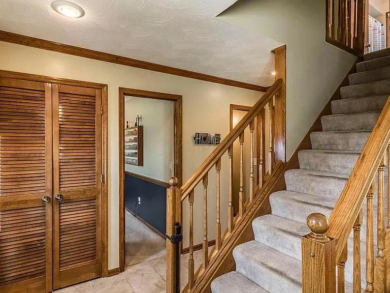 5568 Whimpstone Ct — Photo 7
