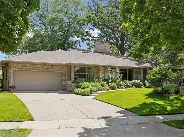 2765 Thomas Ave S, Minneapolis, MN 55416
