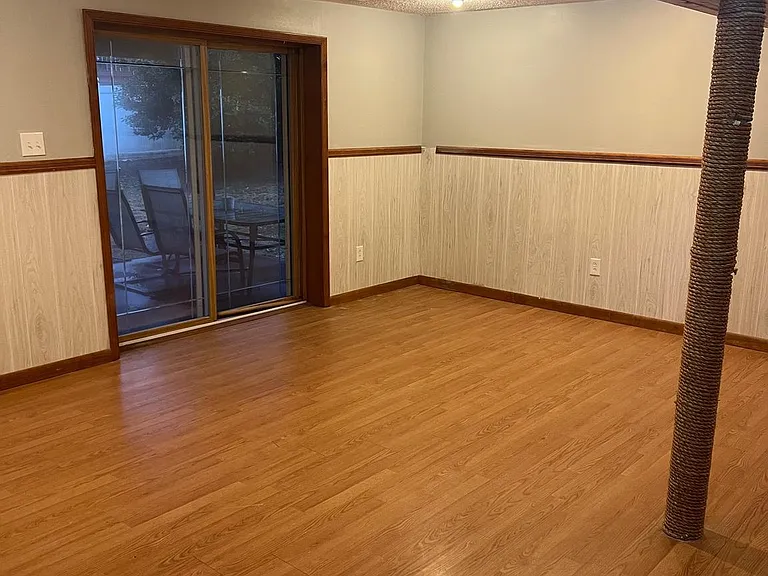 2418 York Rd — Photo 18
