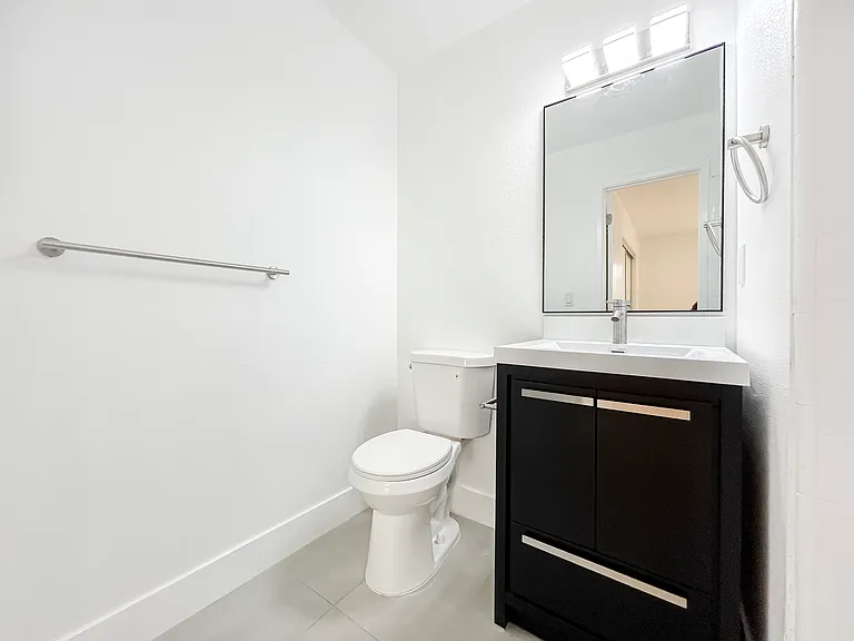 10863 Walnut St — Photo 12