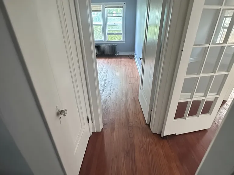 1927 Euclid Ave #1R — Photo 1