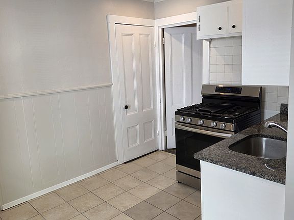 4th image of 348 Cabot St #1-R