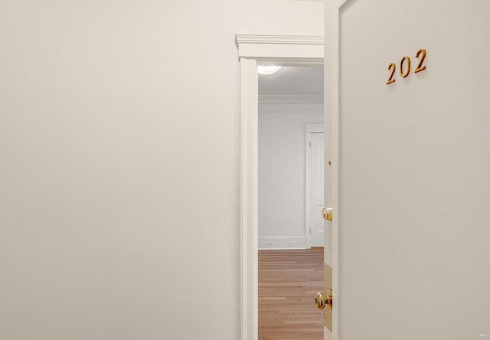 1st image of 540 Ofarrell St APT 202