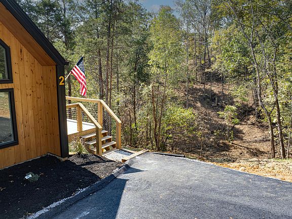 3rd image of 505 Happy Hollow Ln Lot 72