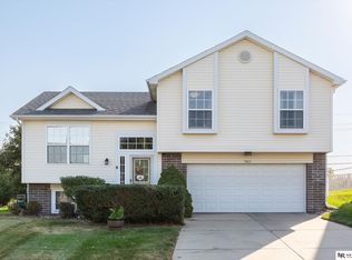 7805 Curtis Ave, Omaha, NE 68134