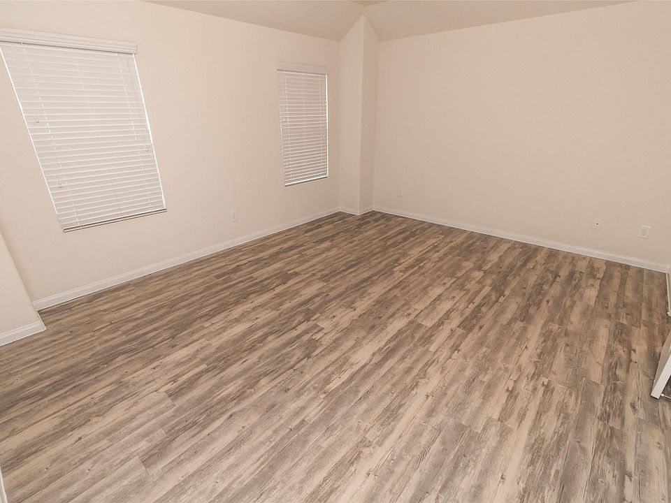 1st image of 12051 Munich Dr #12051