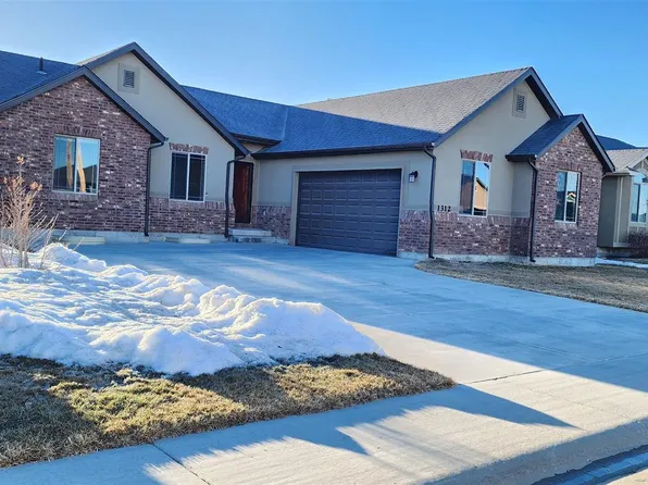 1312 Pronghorn Dr, Rock Springs, WY 82901