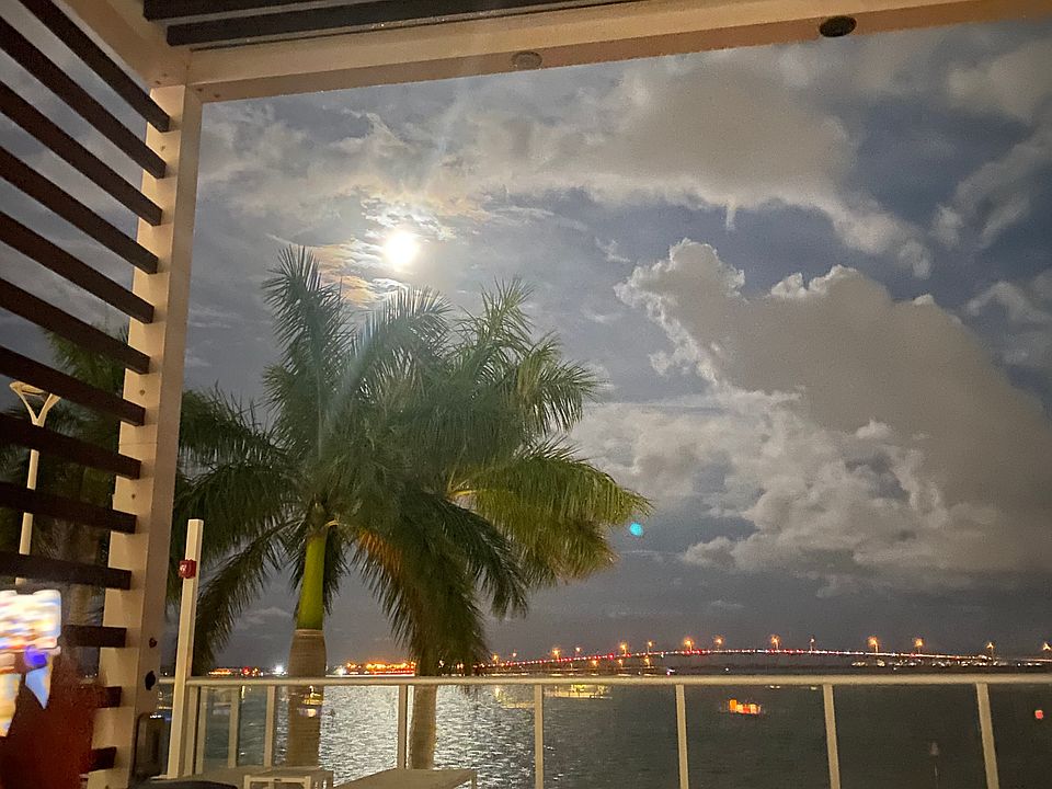 1st image of 1541 Brickell Bay Dr #B403