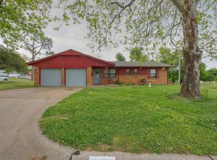 1000 Quanah Parker Trl, Norman, OK 73071
