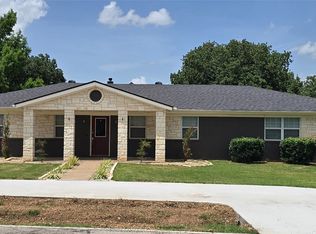 6920 Westover Dr, Granbury, TX 76049