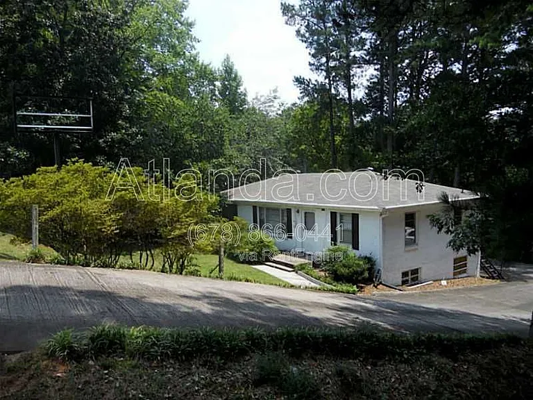 4267 Chamblee Tucker Rd — Photo 16