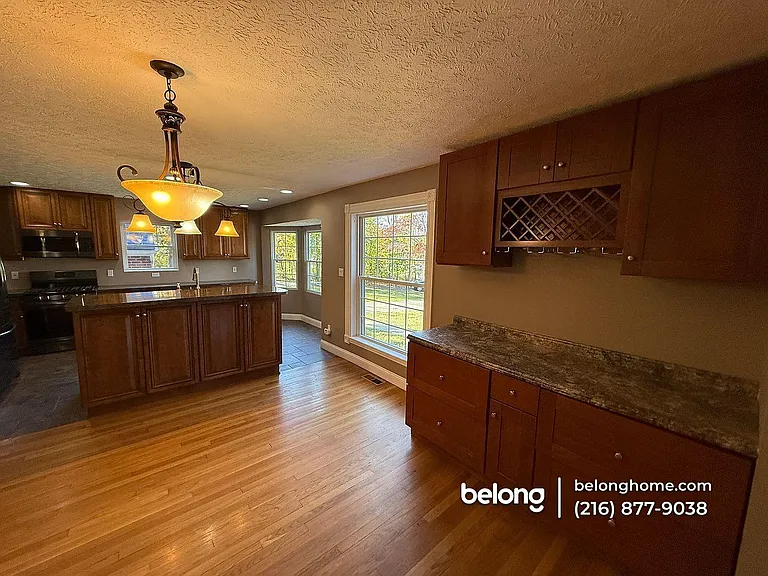 30871 Lorain Rd — Photo 11