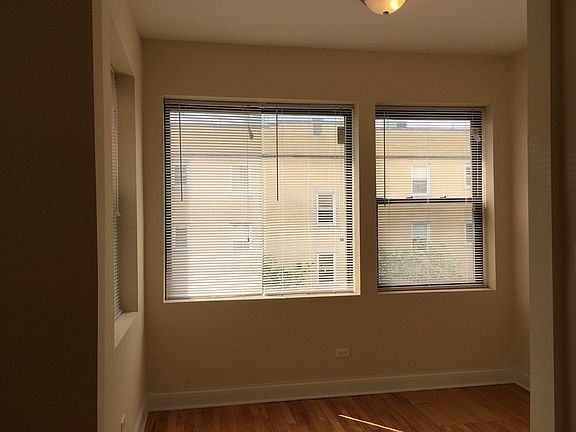 3rd image of 5001 N Sawyer Ave #3214-3