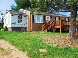 247 Thornton Gap Church Rd, Sperryville, VA 22740