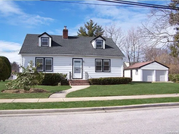 115 Grenada Avenue, Roosevelt, NY 11575