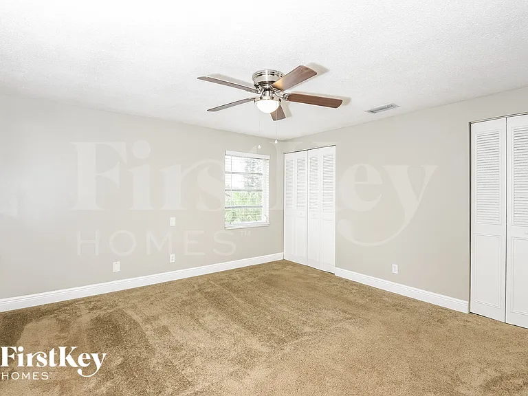 957 Bayward Ct — Photo 8