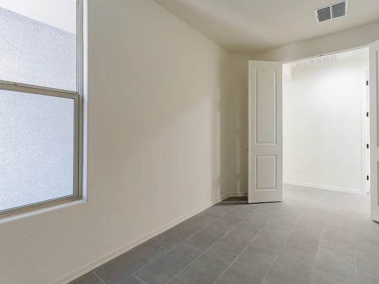 8014 W Orange Dr — Photo 37
