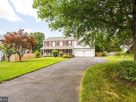 2nd image of 8780 Teresa Ln