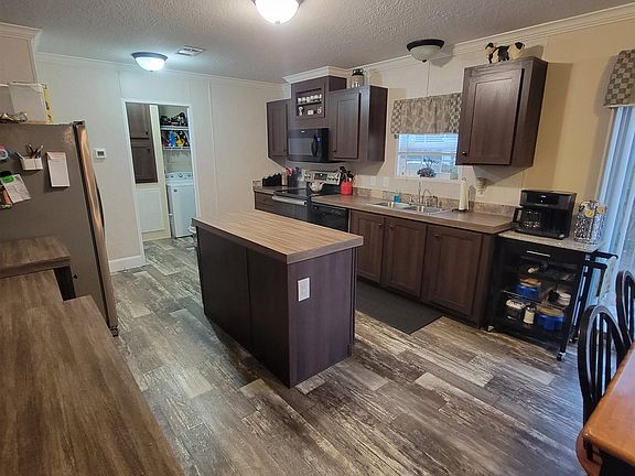 5th image of 6350 Morris Pl.