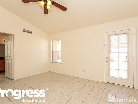 4th image of 9134 W Crocus Dr