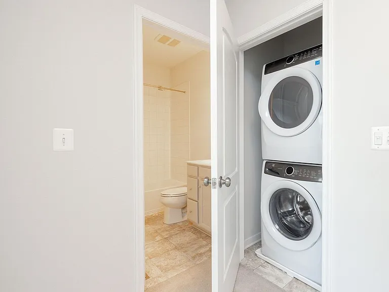 5920 Whitehurst Ln #A — Photo 23
