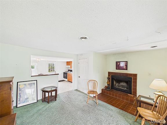 5th image of 310 Boone Creek Ln