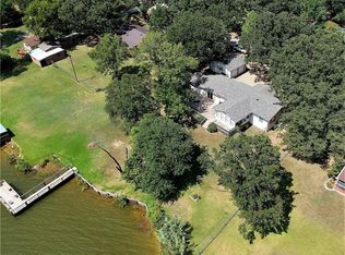 2006 Beavers Point Cir, Bonham, TX 75418