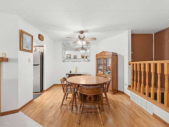 5th image of 6413 Oak Forest Ave APT 1S