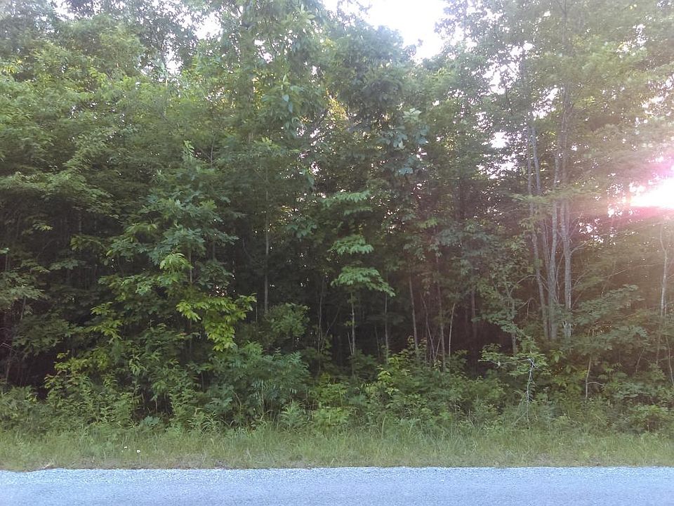 1st image of 834 Arapaho Dr