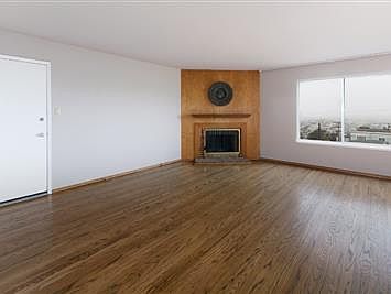 3rd image of 392 Polaris Way