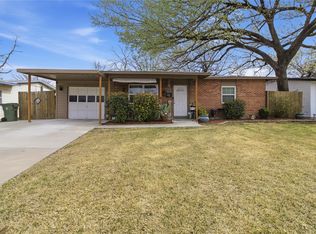 1419 Swiss St, Arlington, TX 76010