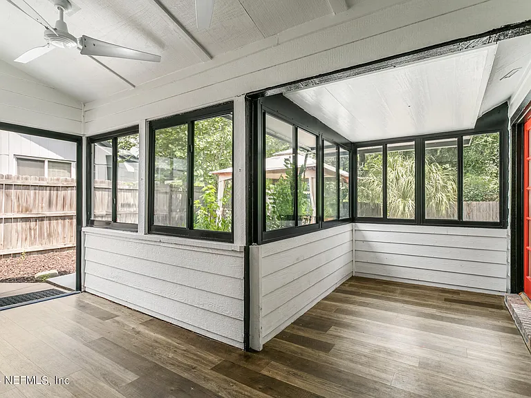 8621 Goodbys Trace Dr — Photo 34