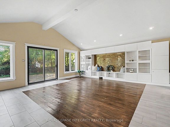 3rd image of 357 Bayview Dr