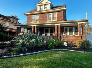 400 Stockton St, Hightstown, NJ 08520
