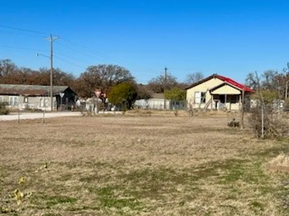 300 E 21st St, Cisco, TX 76437