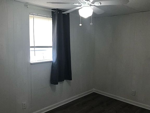 5th image of 1023 N Fletcher Ave